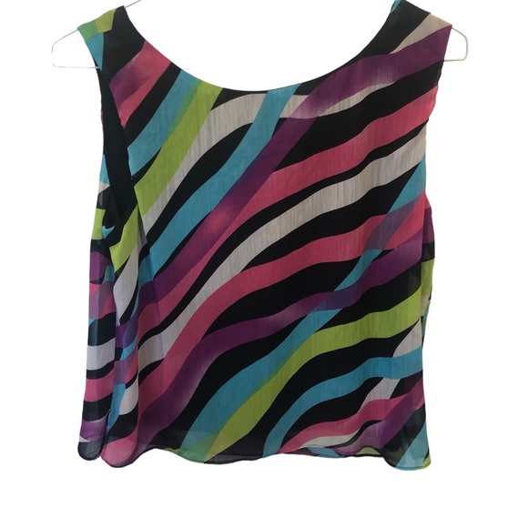 Dana Kay size 14 40” chest 100% polyester like new tank blouse - Picture 2 of 3